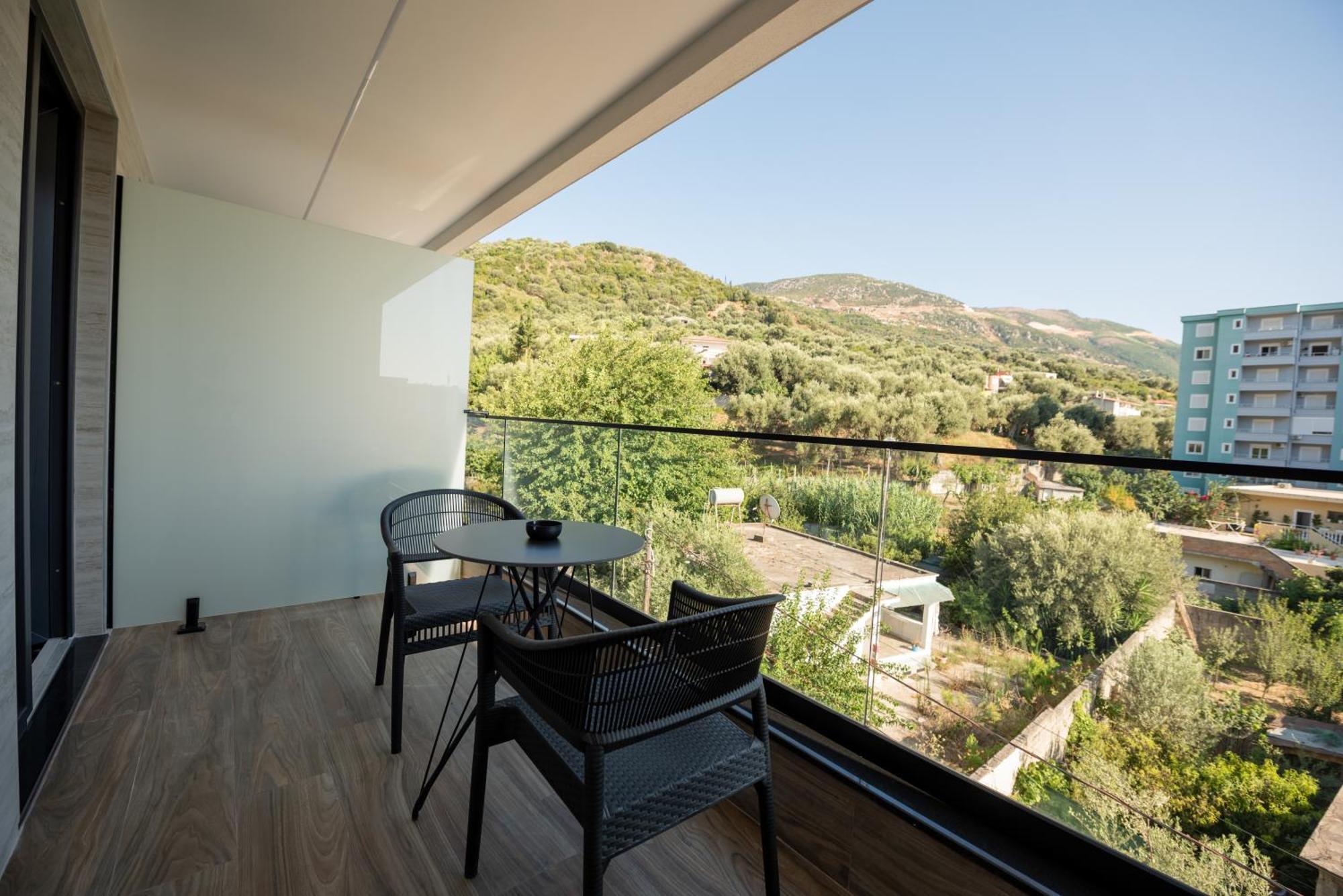 Vlorë Calma Boutique Hotel מראה חיצוני תמונה
