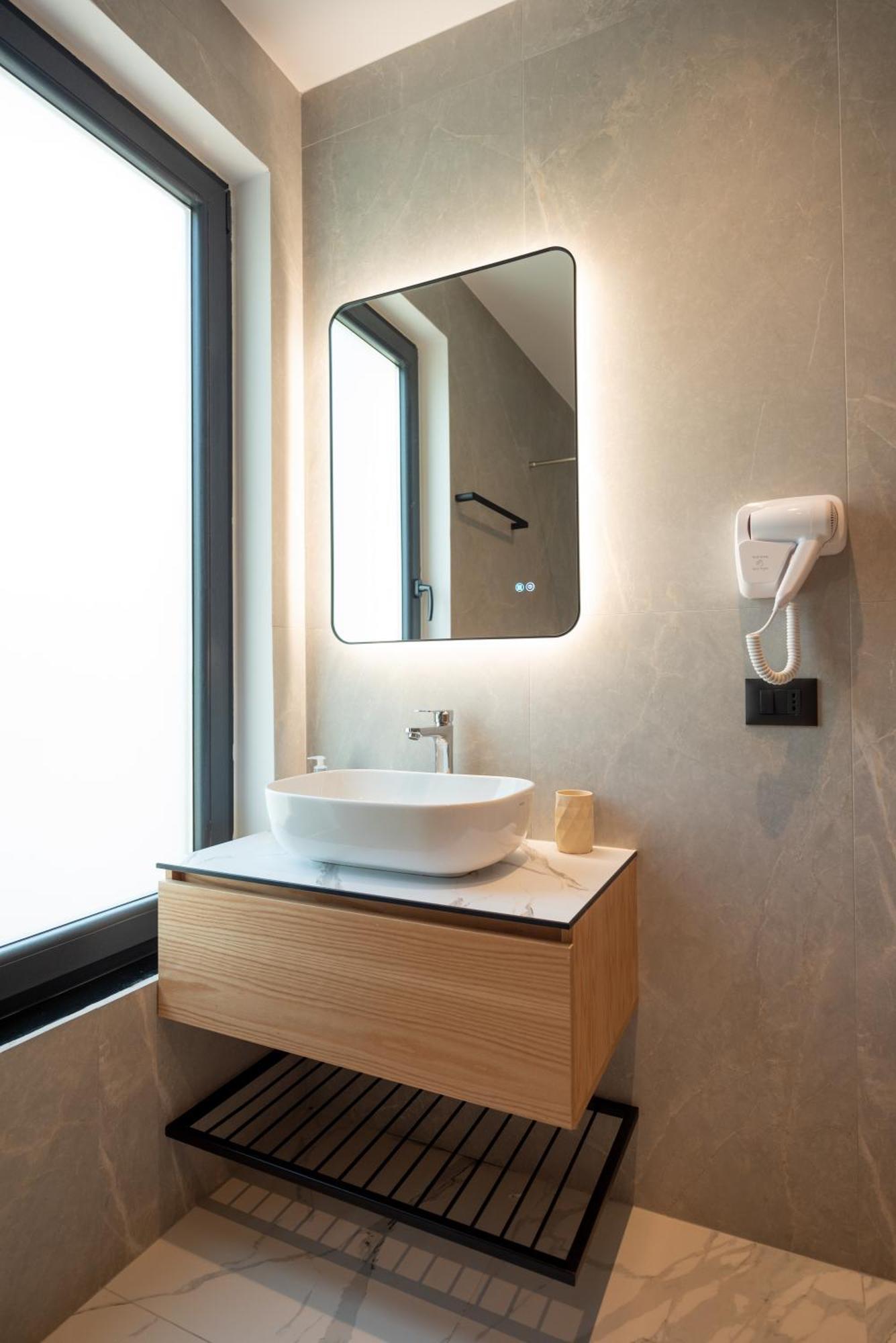 Vlorë Calma Boutique Hotel מראה חיצוני תמונה